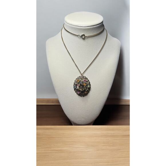 Rose with Decorative Colored Gemstones Pendant Vintage Necklace - Picture 4 of 6
